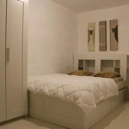 Maison 2 *