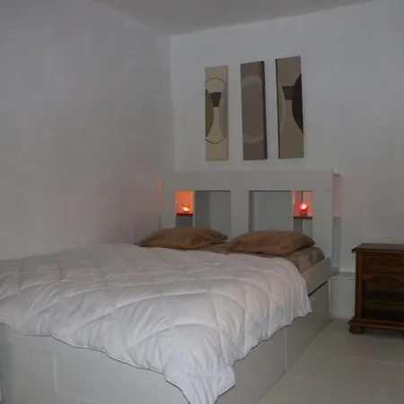 Maison 2 *
